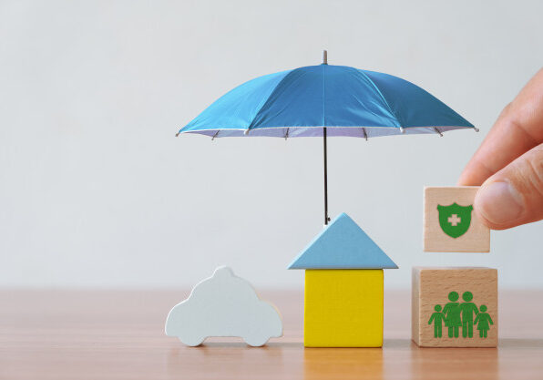 Pros and Cons of Permanent Life Insurance